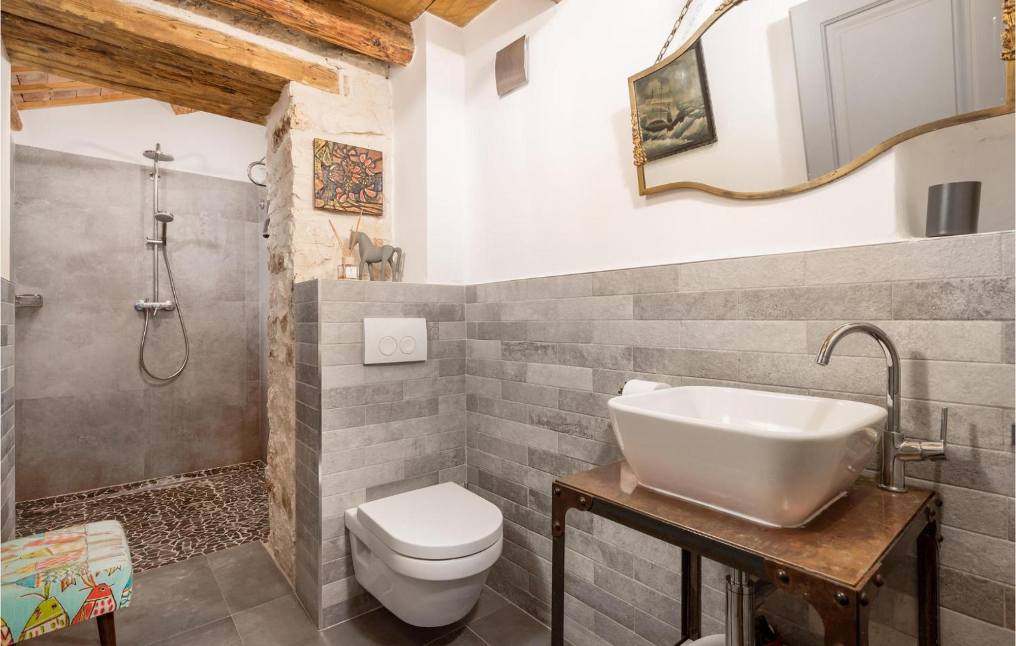 Amazing Home In Foli With Kitchen מראה חיצוני תמונה